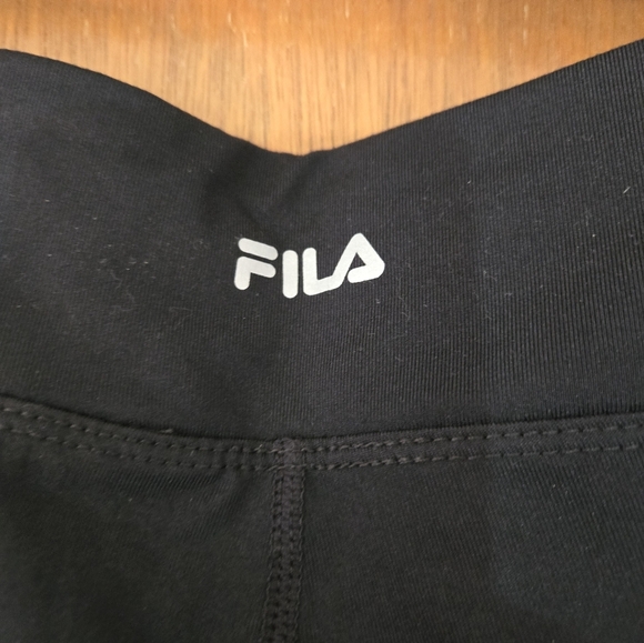 FILA Ladies, black and pink leggings size M. - Picture 4 of 4